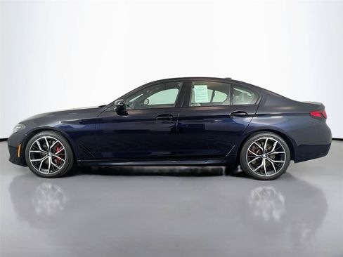Used 2023 BMW 540i xDrive w/ Executive Package AWD/4WD image 3