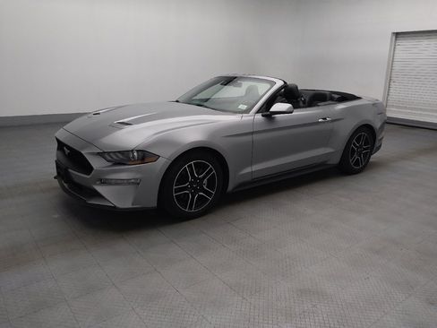 Used 2022 Ford Mustang Premium RWD image 2