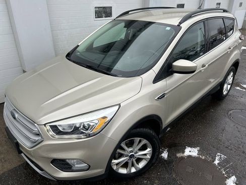 Used 2018 Ford Escape SEL image 1