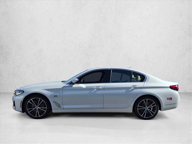 Used 2023 BMW 530e w/ Premium Package RWD image 8