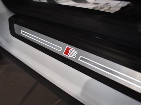 Used 2025 Audi SQ5 Premium Plus w/ Premium Plus Package AWD/4WD image 37