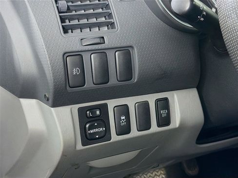 Used 2013 Toyota Tacoma 4x4 Double Cab w/ SR5 Pkg image 10