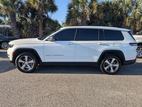 Used 2022 Jeep Grand Cherokee L Limited AWD/4WD image 7
