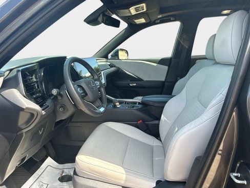 Used 2026 Lexus TX 350 AWD w/ Technology Package image 18