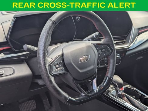 Used 2024 Chevrolet Trax RS w/ Driver Confidence Package FWD image 18