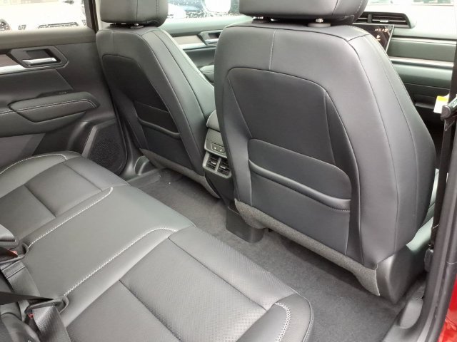 New 2027 GMC Terrain Denali w/ LPO, Floor Liner Package AWD/4WD image 23
