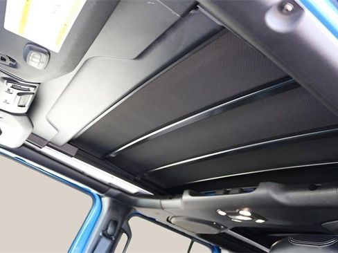 Used 2021 Jeep Wrangler Unlimited Rubicon image 10