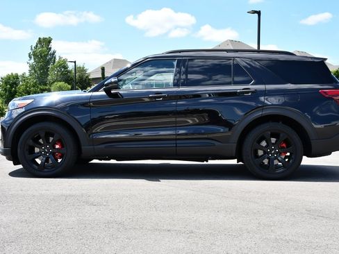 Used 2022 Ford Explorer ST w/ Equipment Group 401A AWD/4WD image 4