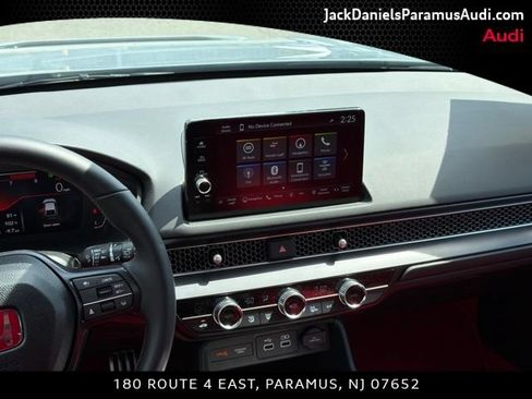 Used 2025 Honda Civic Type R image 9