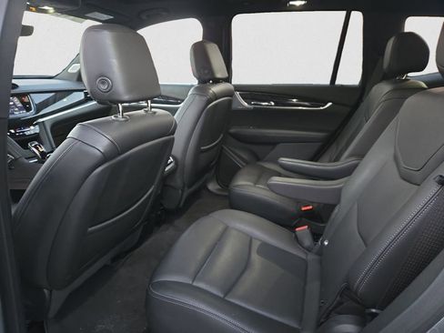 Certified 2023 Cadillac XT6 Premium Luxury w/ Technology Package image 16