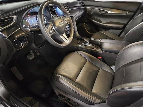 Used 2022 INFINITI QX50 Luxe w/ Appearance Package image 10