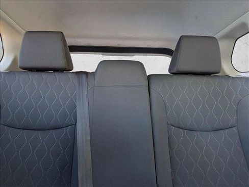 Used 2025 Toyota Corolla Cross LE image 16