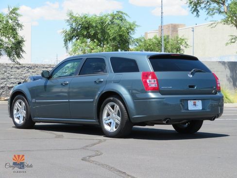 Used 2005 Dodge Magnum R/T w/ Convenience Group II RWD image 13