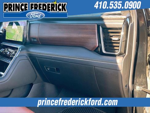 Used 2025 GMC Sierra 3500 Denali Ultimate image 15