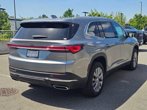 Used 2025 Buick Enclave Preferred w/ Power Package AWD/4WD image 41