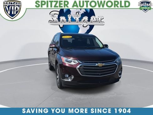 Used 2020 Chevrolet Traverse LT w/ LT Premium Package FWD image 3