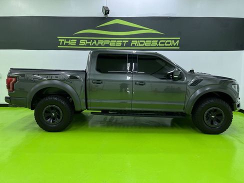 Used 2018 Ford F150 Raptor w/ Equipment Group 802A Luxury AWD/4WD image 11