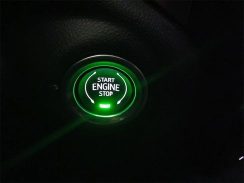 Used 2021 Chevrolet Silverado 2500 LTZ w/ Z71 Off-Road Package image 22