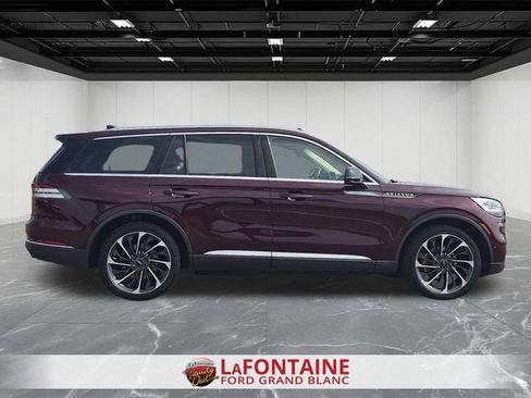 Used 2022 Lincoln Aviator Reserve w/ Equipment Group 201A AWD/4WD image 6
