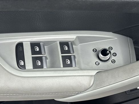 Used 2018 Audi Q5 Prestige w/ Prestige Package image 10