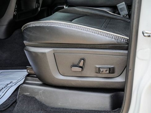 Used 2024 RAM 2500 Laramie w/ Safety Group image 31