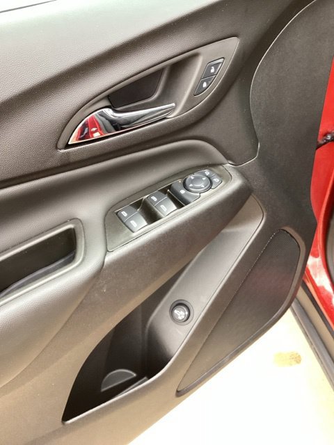 Used 2024 Chevrolet Equinox LT w/ LPO, Floor Liner Package AWD/4WD image 10