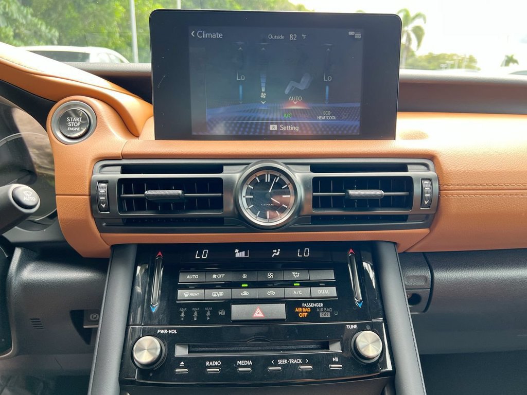 Certified 2025 Lexus IS 300 w/ Premium Package RWD image 17