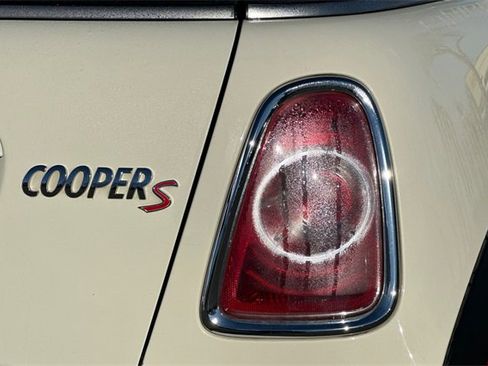 Used 2011 MINI Cooper S image 27