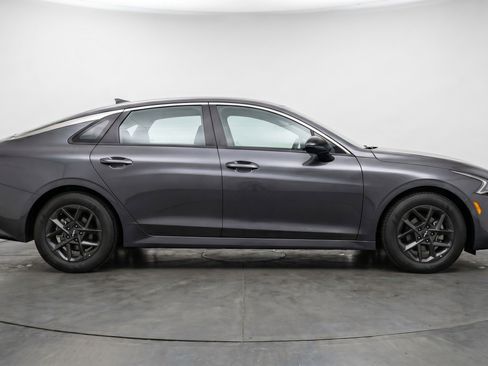 Used 2025 Kia K5 LXS FWD image 11