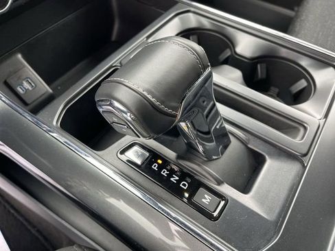 Used 2022 Ford F150 XLT w/ Equipment Group 302A High AWD/4WD image 19