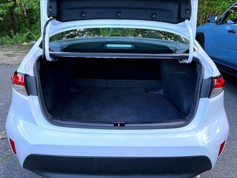Certified 2026 Toyota Corolla LE w/ Carpet Mat Package (TMS) FWD image 30