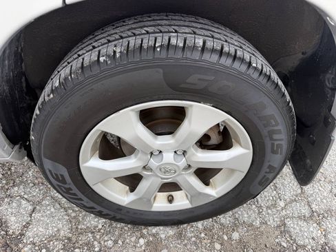Used 2011 Toyota RAV4 Limited w/ Limited Extra Value Pkg AWD/4WD image 10