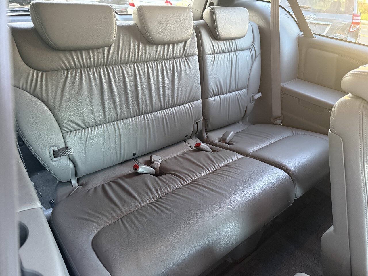 Used 2010 Honda Odyssey EX-L image 21
