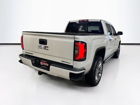 Used 2017 GMC Sierra 1500 Denali w/ Denali Ultimate Package image 6