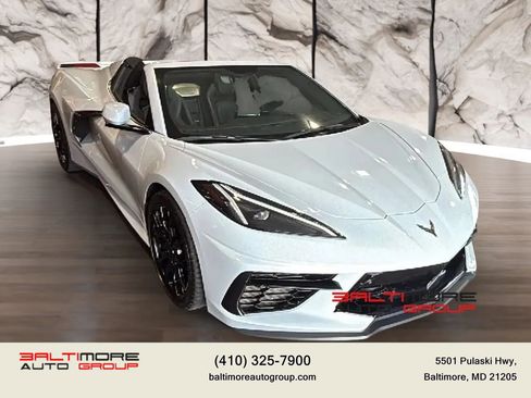 Used 2023 Chevrolet Corvette Stingray Preferred Conv w/ Z51 Performance Package RWD image 3
