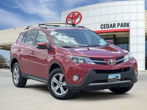 Used 2015 Toyota RAV4 XLE FWD image 1