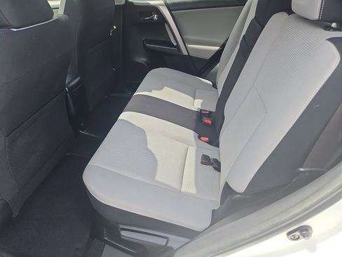Used 2016 Toyota RAV4 XLE AWD/4WD image 28