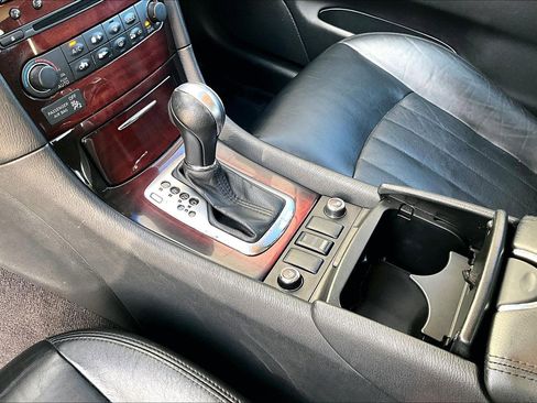 Used 2015 INFINITI QX50 Journey w/ Premium Package image 16