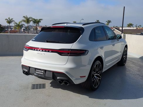 New 2025 Porsche Macan S image 9