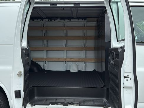 Used 2023 Chevrolet Express 2500 Work Van w/ Driver Convenience Package image 22