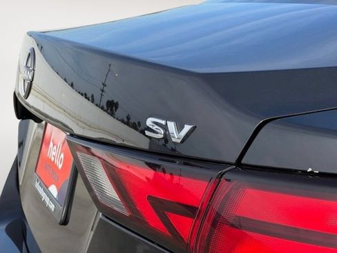 Used 2024 Nissan Sentra SV FWD image 26