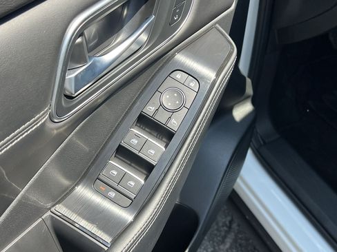 Certified 2026 Nissan Rogue Platinum w/ Platinum Premium Package AWD/4WD image 18