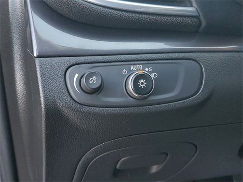 Used 2020 Buick Encore Preferred w/ Safety Package image 18