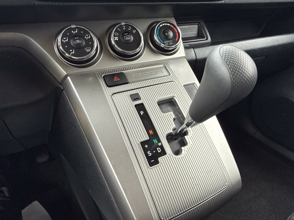 Used 2015 Scion xB FWD image 11
