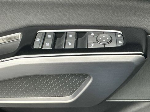 New 2026 Nissan Pathfinder SL w/ SL Premium Package AWD/4WD image 22