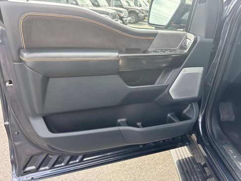 Used 2022 Ford F150 Platinum w/ Equipment Group 701A High AWD/4WD image 27