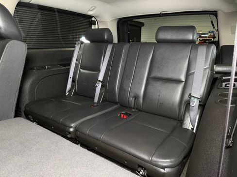 Used 2012 GMC Yukon XL Denali AWD/4WD image 19