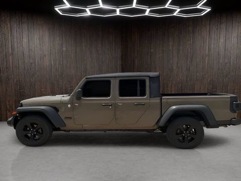 Used 2020 Jeep Gladiator Sport w/ Trailer Tow Package AWD/4WD image 4