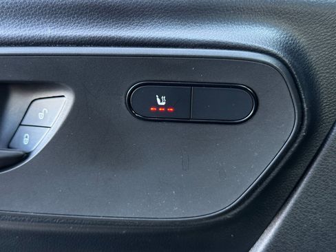 Used 2024 Mercedes-Benz Sprinter 2500 image 16