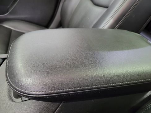 Used 2018 Cadillac XT5 Luxury w/ Driver Awareness Package image 45